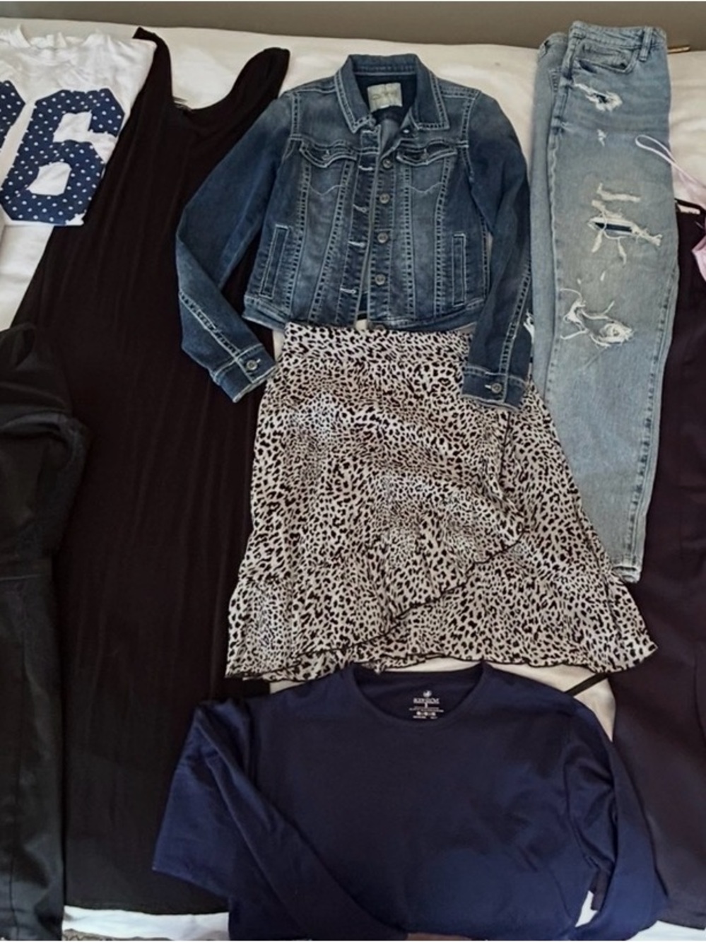 Ladies Size Small XSmall Lot - 12 Items